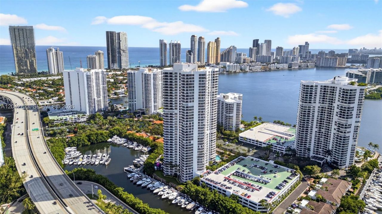 3500 Mystic Pointe Dr , Unit 1804, Aventura, FL 33180 Photo