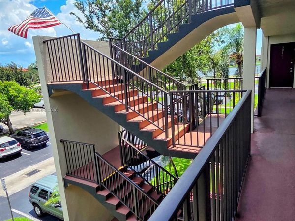 800 SW 131st Ave, Unit 301F, Pembroke Pines, FL 33027