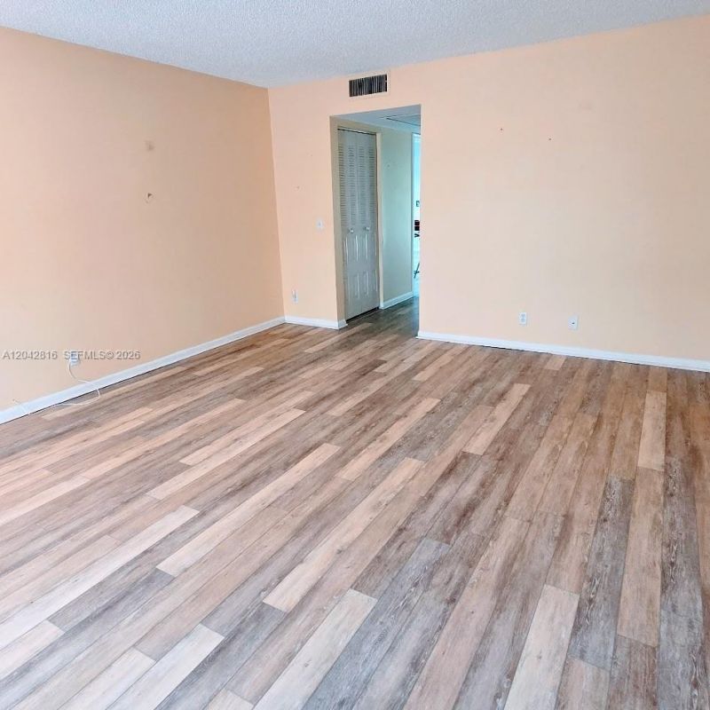 800 SW 131st Ave, Unit 301F, Pembroke Pines, FL 33027 Photo