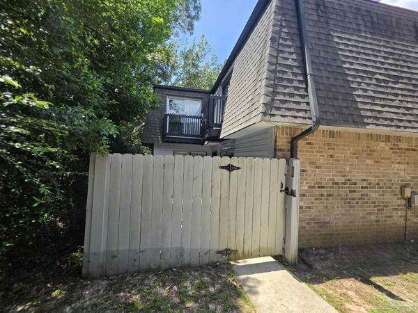 2301 Michigan Ave, Unit 21, Pensacola, FL 32526