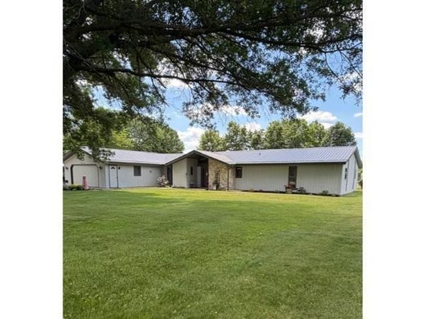 6516 Popp Road, Fort Wayne, IN 46845