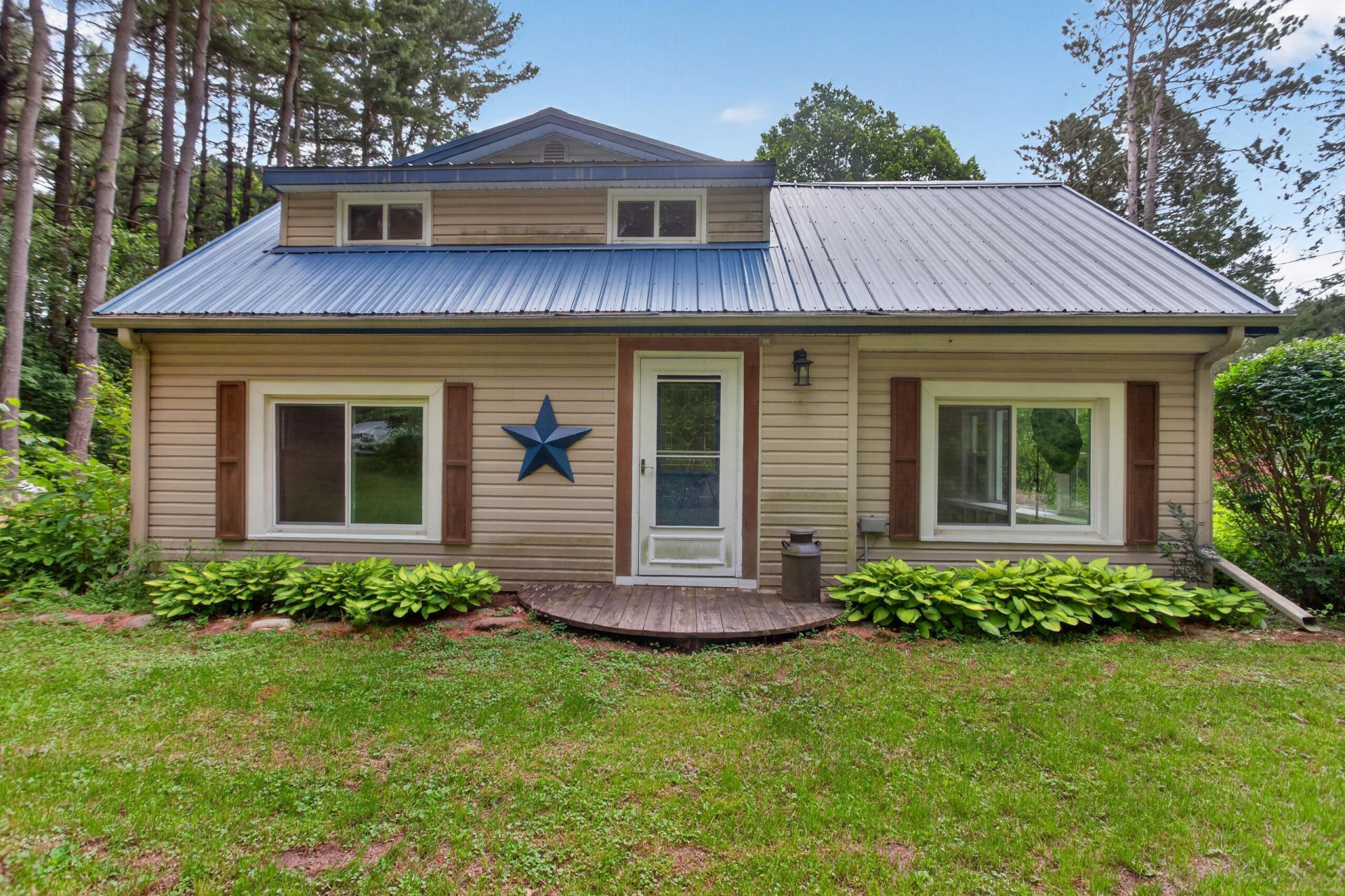 8727 Lansing Avenue, Rives Junction, MI 49277 Main Photo