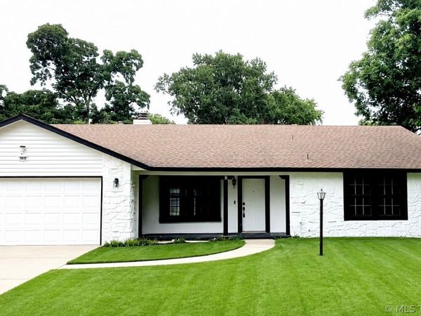 9131 E 17th Street , Tulsa, OK 74112