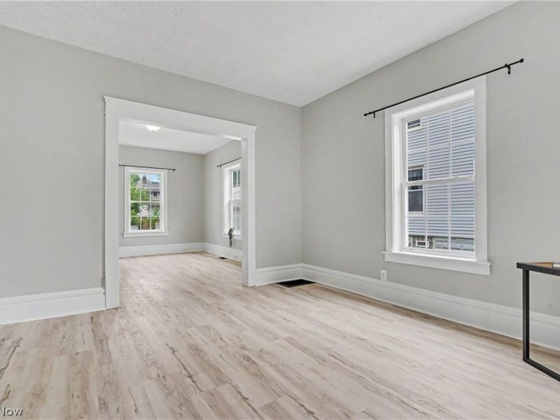 1010 Sawyer Avenue, Akron, OH 44310 Photo 11
