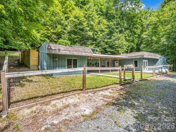 707 Cascade Trail, Pisgah Forest, NC 28768