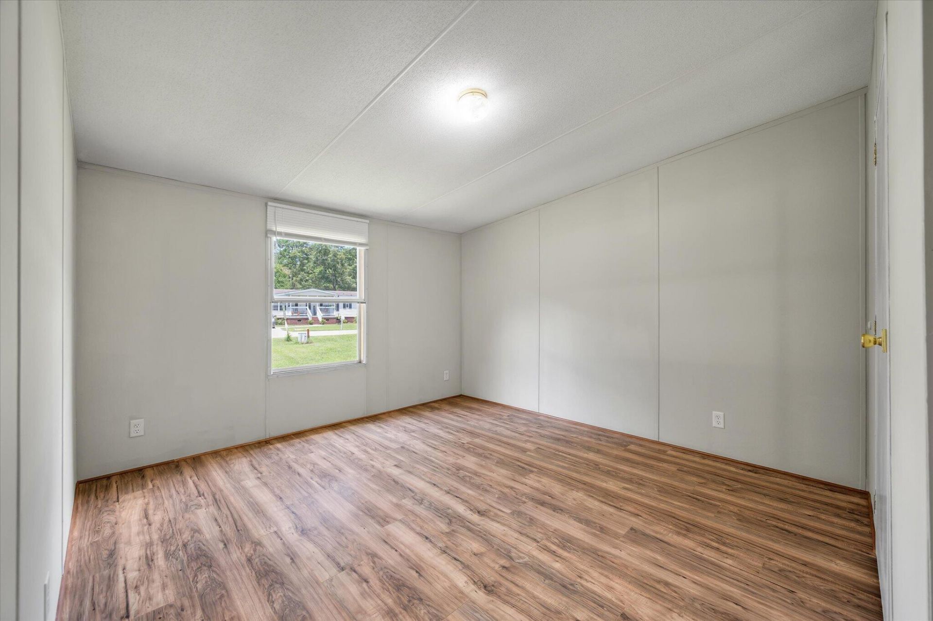 125 Fall Creek Boulevard Photo 37