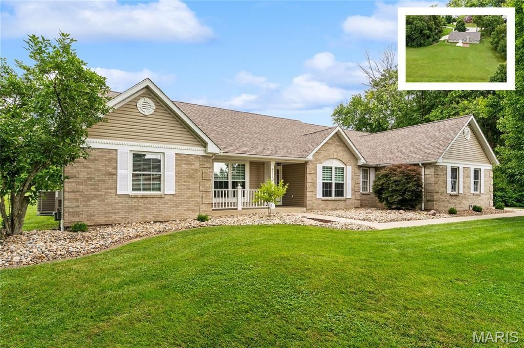 4306 Mahogany Lane, Belleville, IL 62226 Main Photo