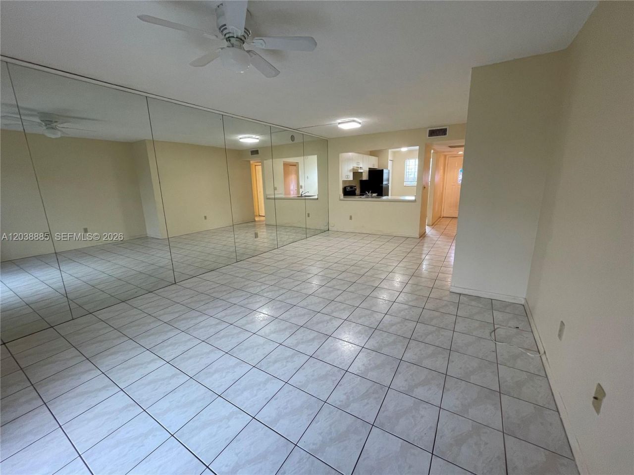 426 NE 210th Cir Ter , Unit 103-2, Miami, FL 33179 Photo