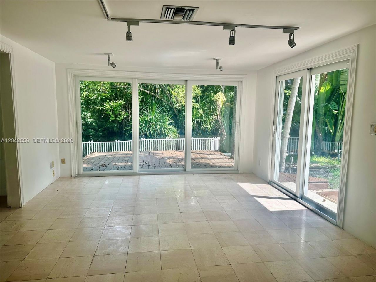22 SE 11th St , Unit 22, Fort Lauderdale, FL 33316 Photo