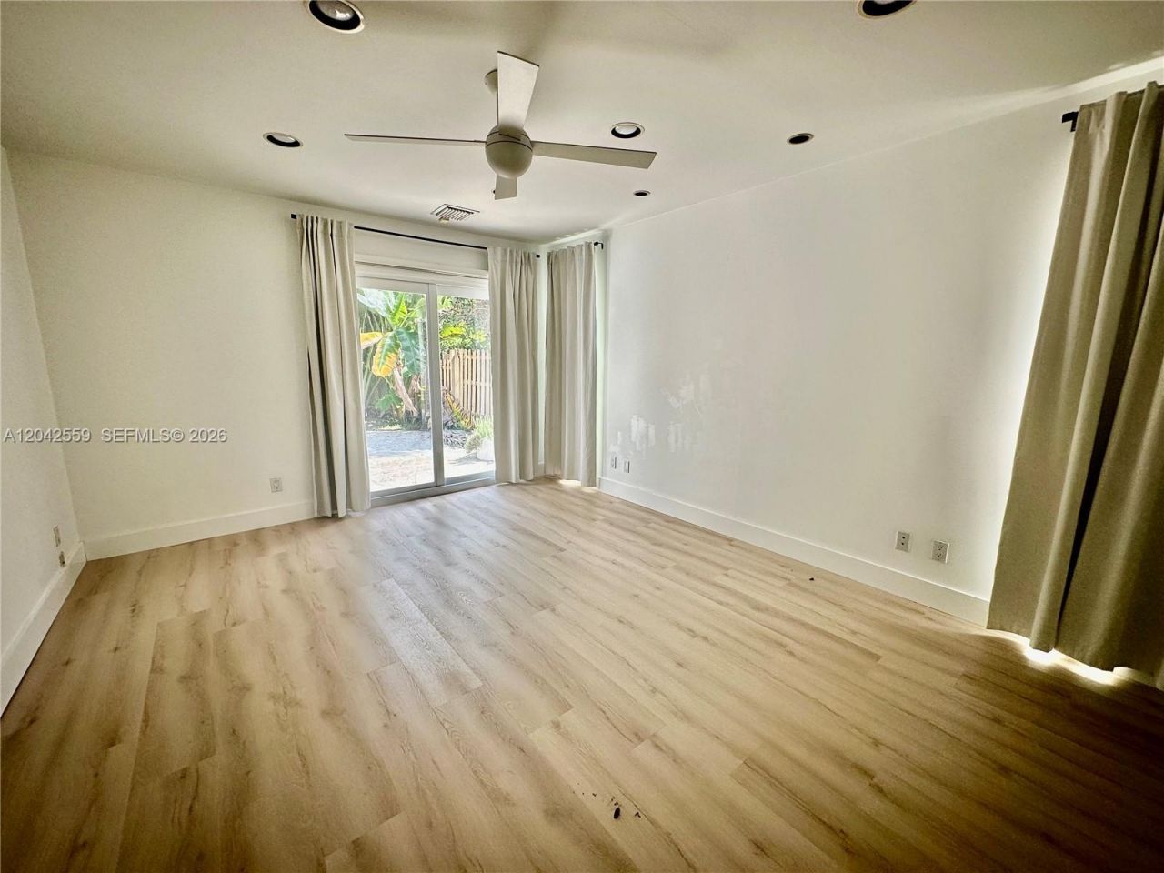 22 SE 11th St , Unit 22, Fort Lauderdale, FL 33316 Photo