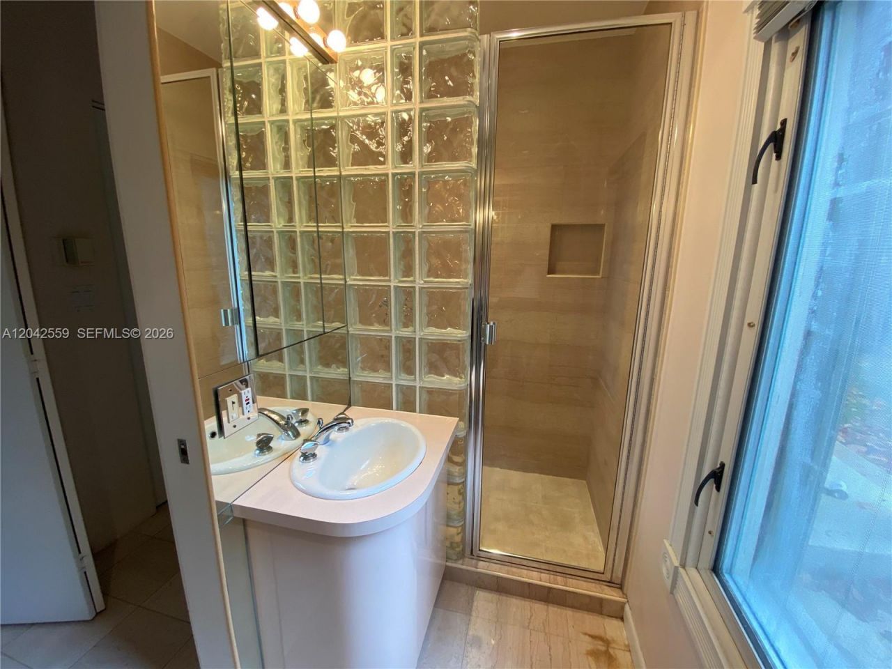 22 SE 11th St , Unit 22, Fort Lauderdale, FL 33316 Photo
