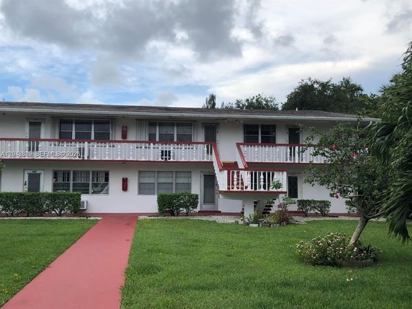 280 Northampton , Unit N, West Palm Beach, FL 33417