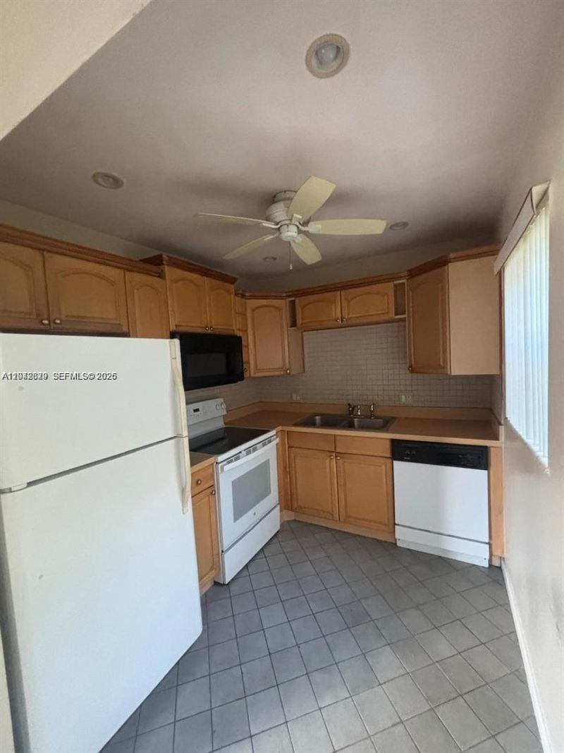 280 Northampton , Unit N, West Palm Beach, FL 33417 Photo