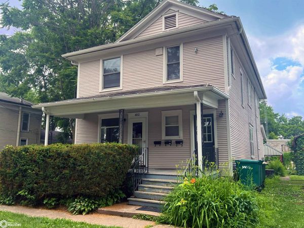 402 W Hempstead Avenue, Fairfield, IA 52556