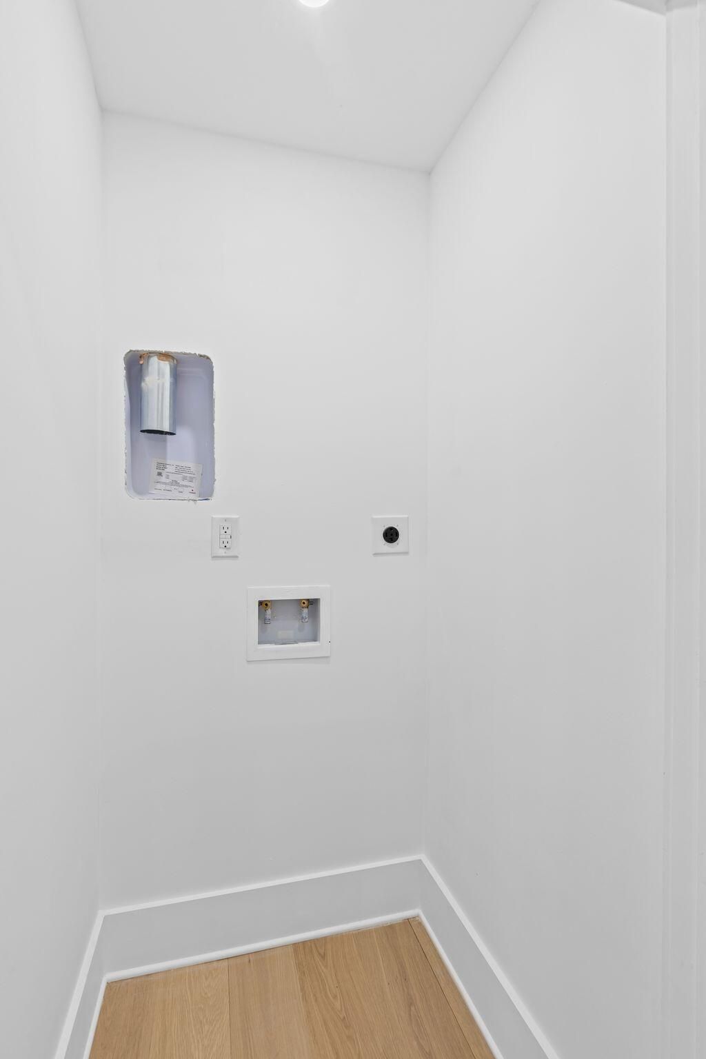 7 Larnes Street Photo 25