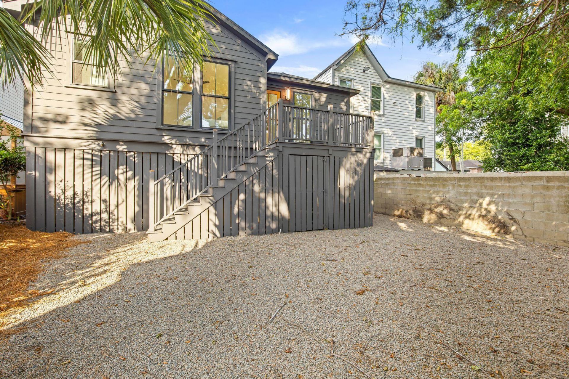7 Larnes Street Photo 38