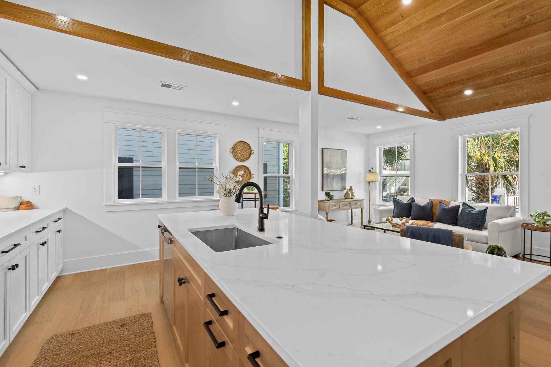 7 Larnes Street Photo 52