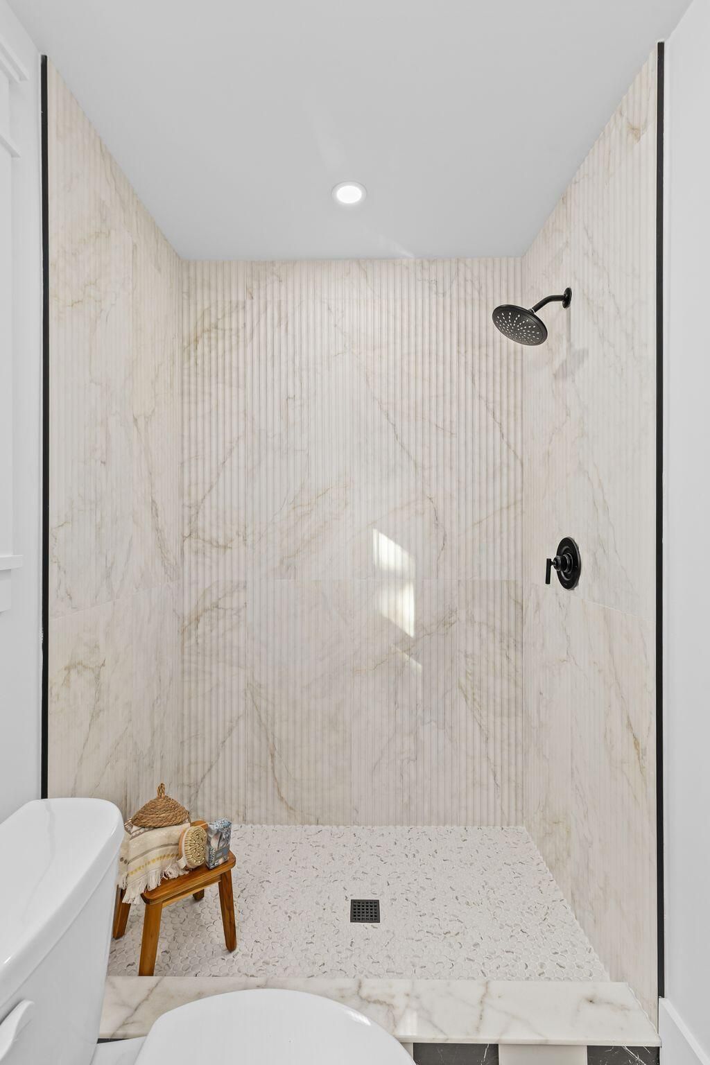 7 Larnes Street Photo 67