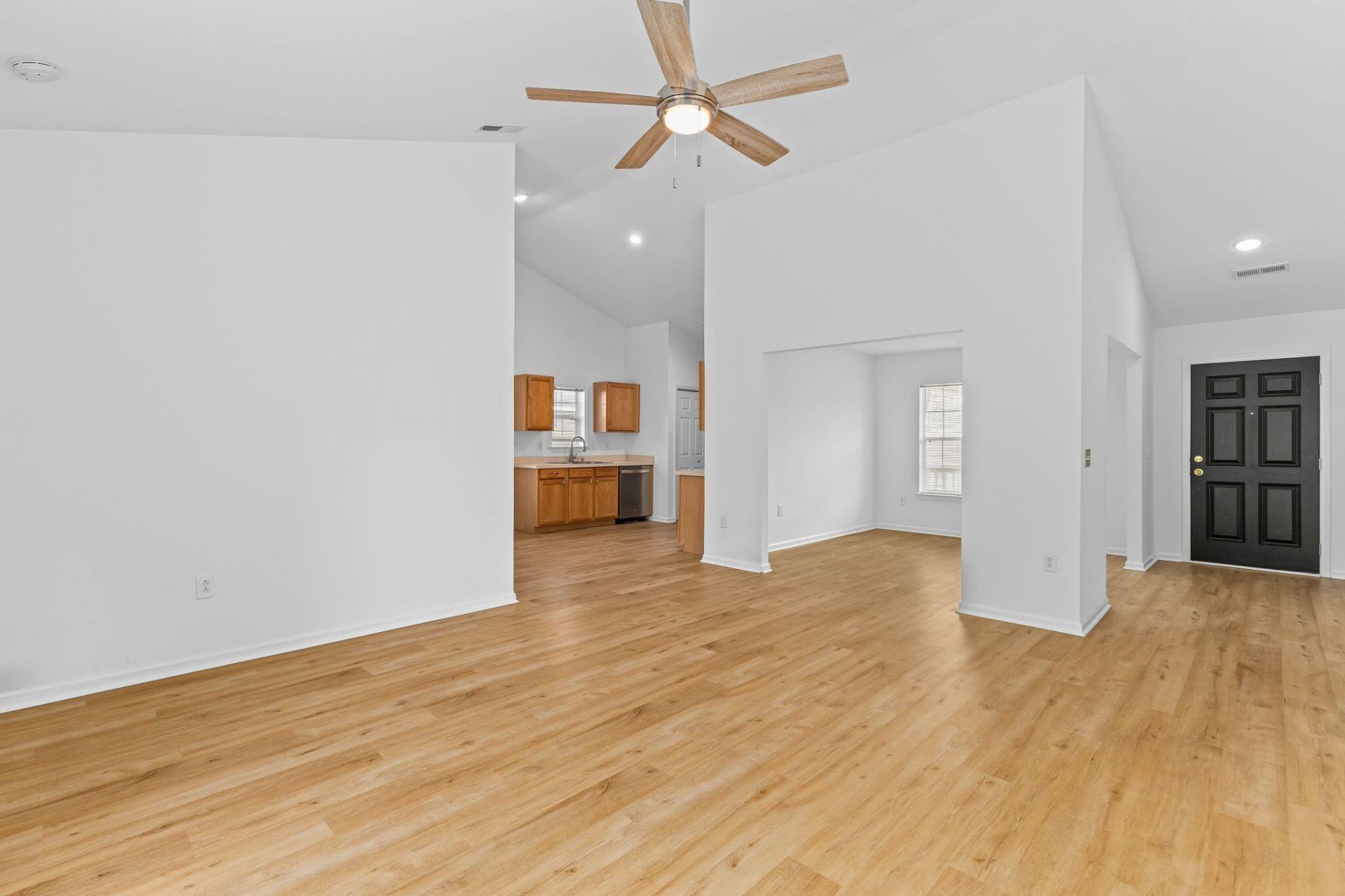 112 Slow Mill Drive Photo 17