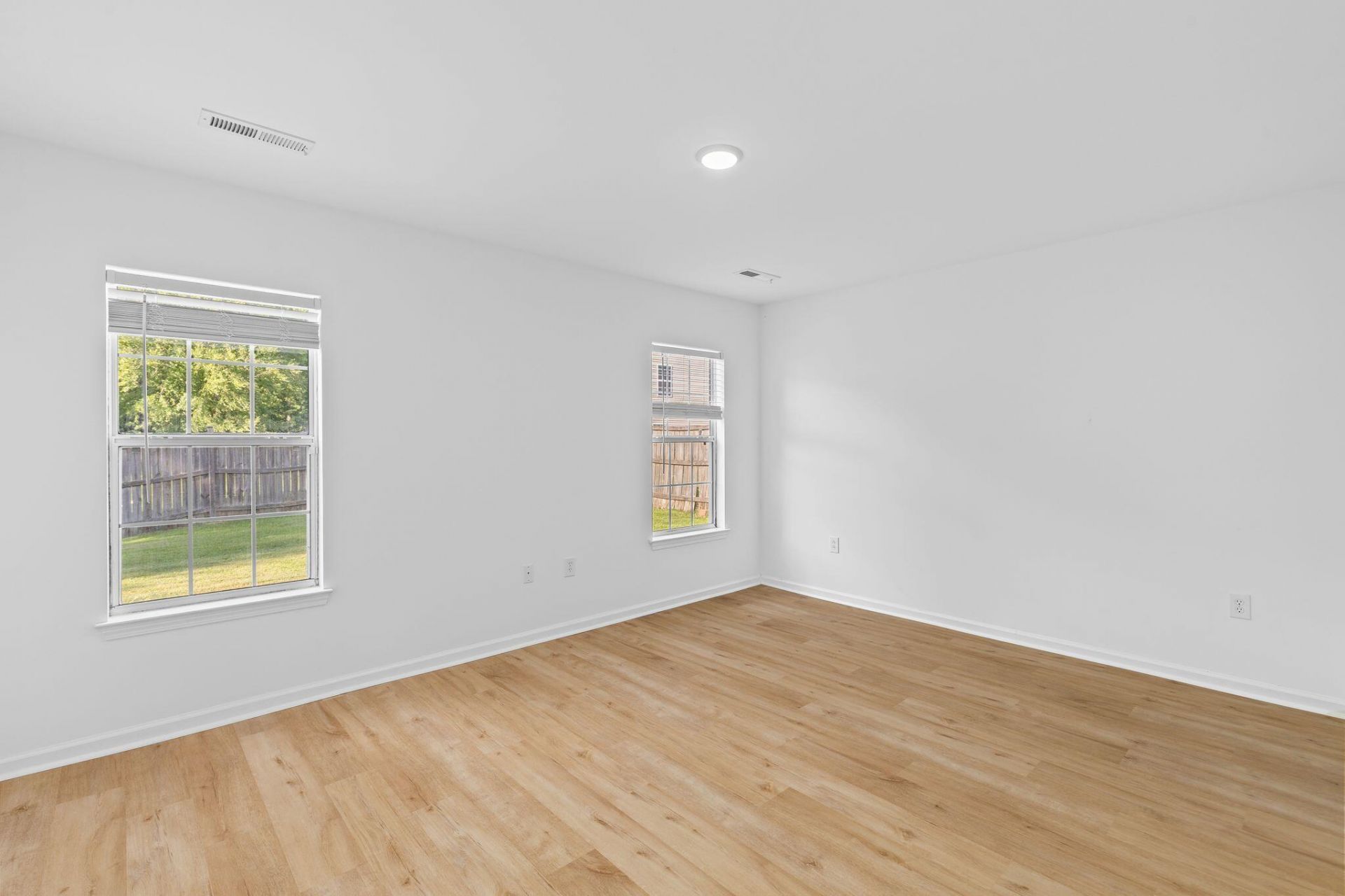 112 Slow Mill Drive Photo 22
