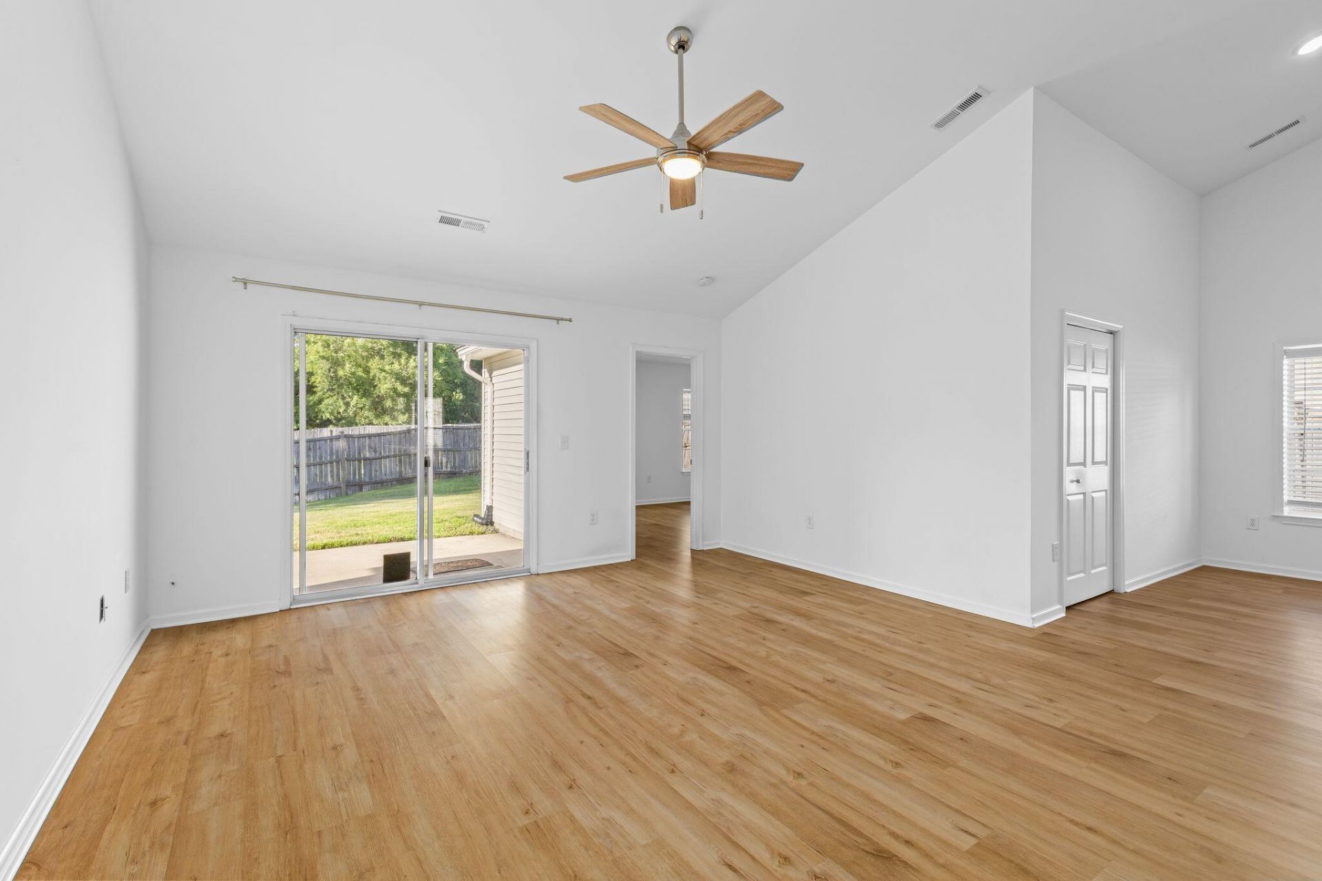 112 Slow Mill Drive Photo 56