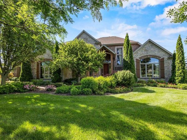 W3493 EQUESTRIAN TRAIL, Freedom, WI 54913