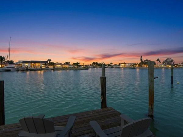 510 115TH AVENUE , TREASURE ISLAND, FL 33706