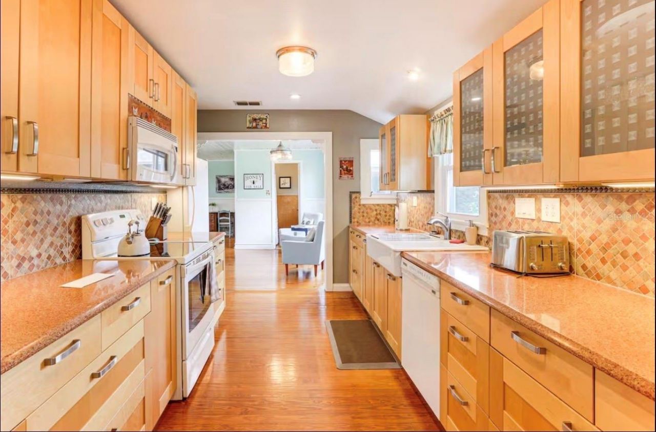 20906 River Drive, Dunnellon, FL 34431 Photo