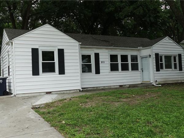 801 NE 46th Street, Kansas City, MO 64116