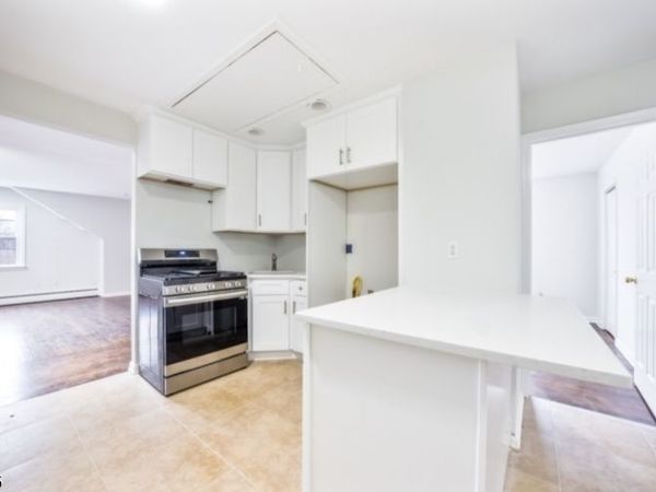 91 Broad St, Summit, NJ 07901