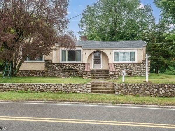 2 Hicks Ave, Newton, NJ 07860