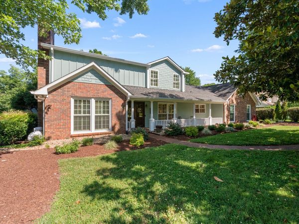 2240 Racquet Club Dr , Murfreesboro, TN 37128