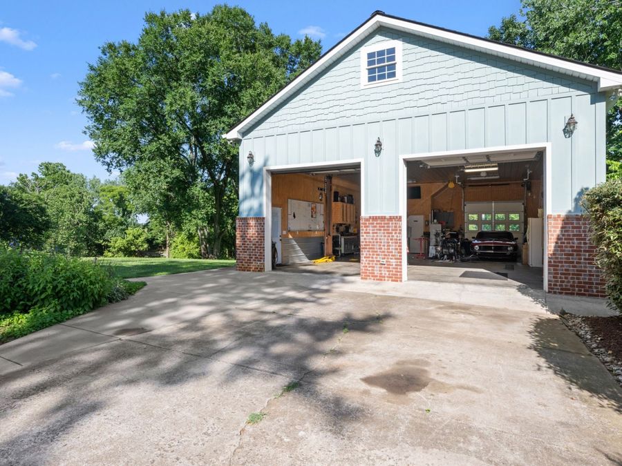 Property Image 76