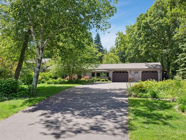 682 O'Neil Road, Hudson, WI 54016