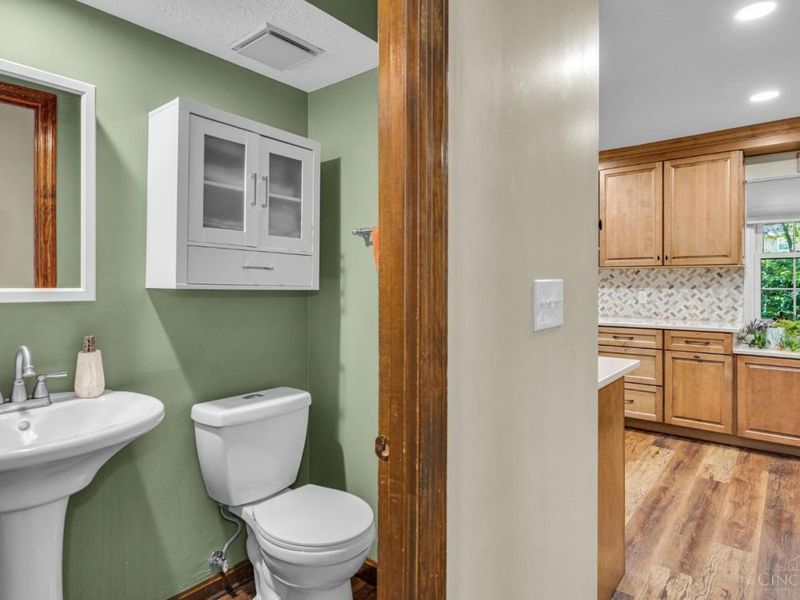 9300 Bodford Drive, West Chester, OH 45069 Photo 17
