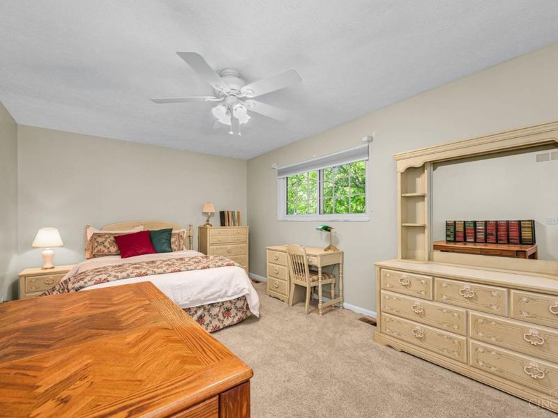 9300 Bodford Drive, West Chester, OH 45069 Photo 27