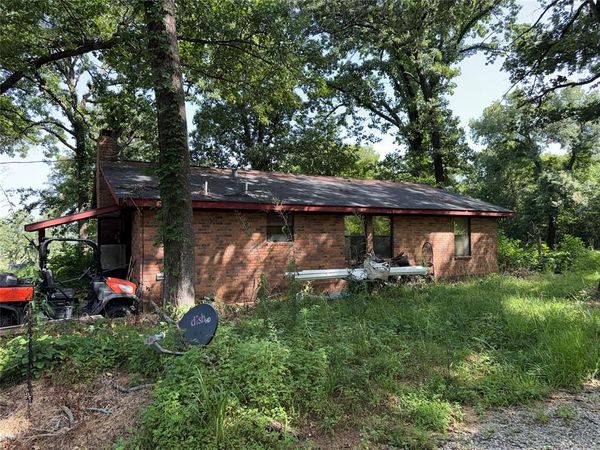 379 Thunder Ridge Road, Durant, OK 74701