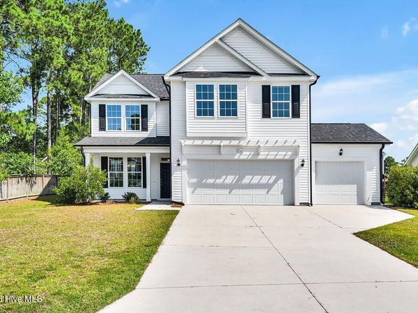 266 E Red Head Circle, Sneads Ferry, NC 28460