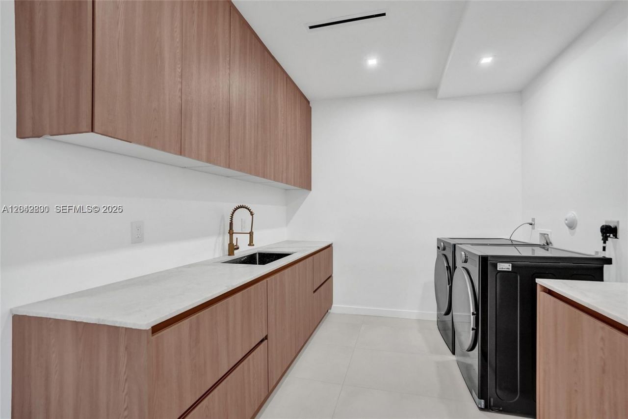 1825 NE 26th Ave, Unit 1, Fort Lauderdale, FL 33305 Photo