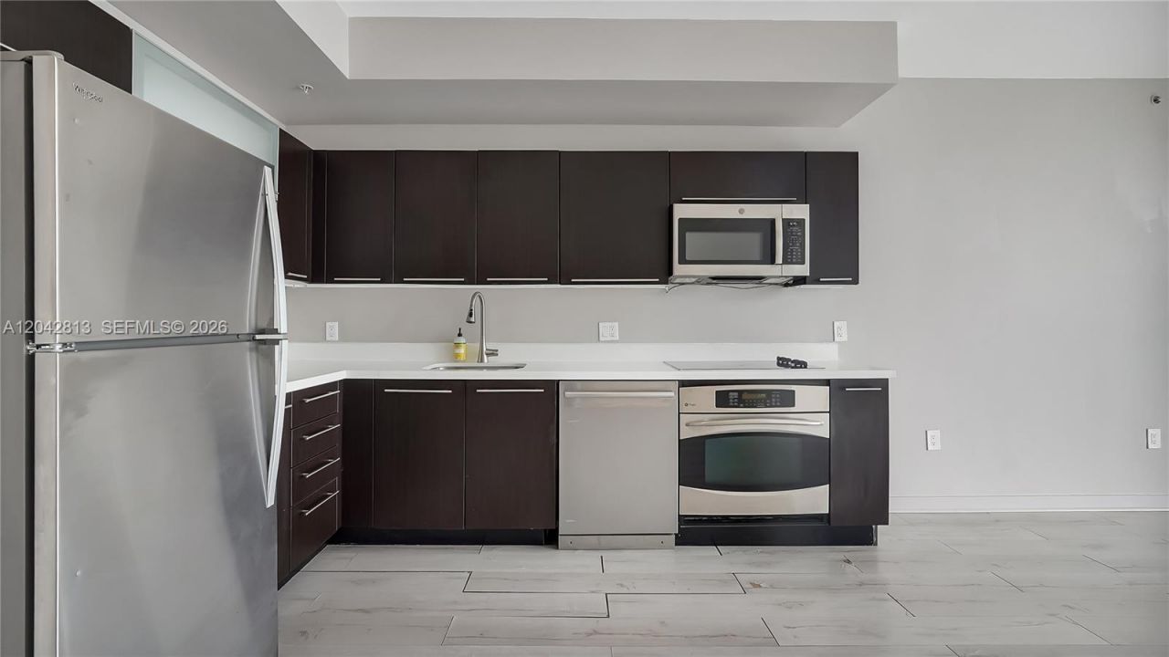 90 SW 3rd St , Unit 3003, Miami, FL 33130 Photo