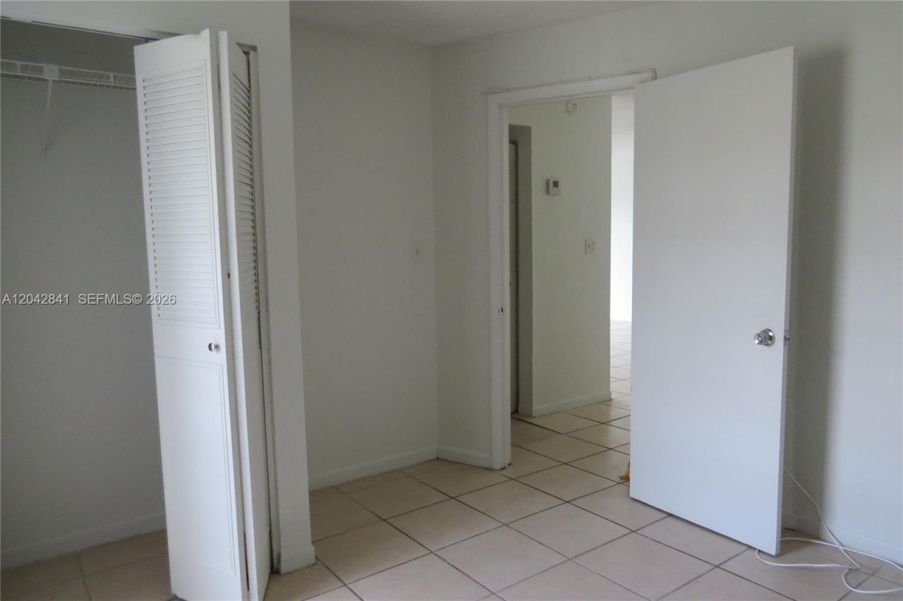 12035 NE 2nd Ave, Unit A406, North Miami, FL 33161 Photo