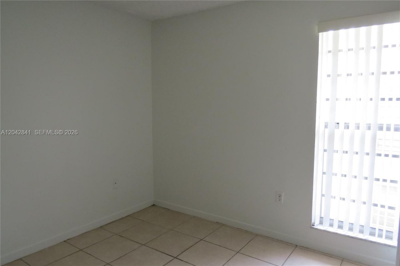12035 NE 2nd Ave, Unit A406, North Miami, FL 33161 Photo