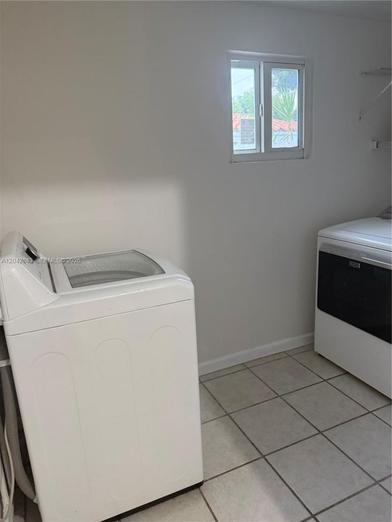 7931 SW 13th Ter, Unit 7931, Miami, FL 33144 Photo
