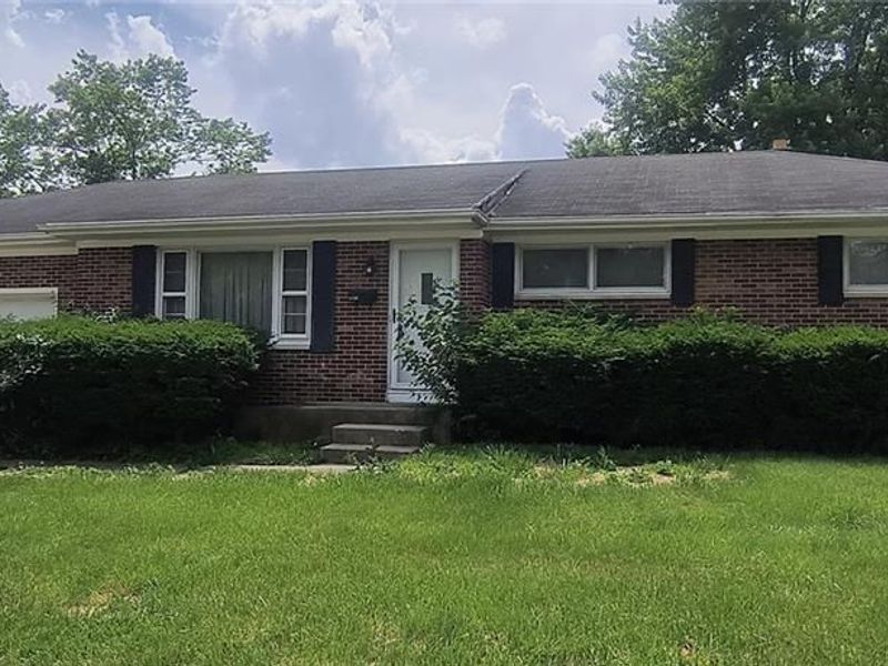 4709 Chippendale Drive, Moorefield Township, OH 45503 Photo 2