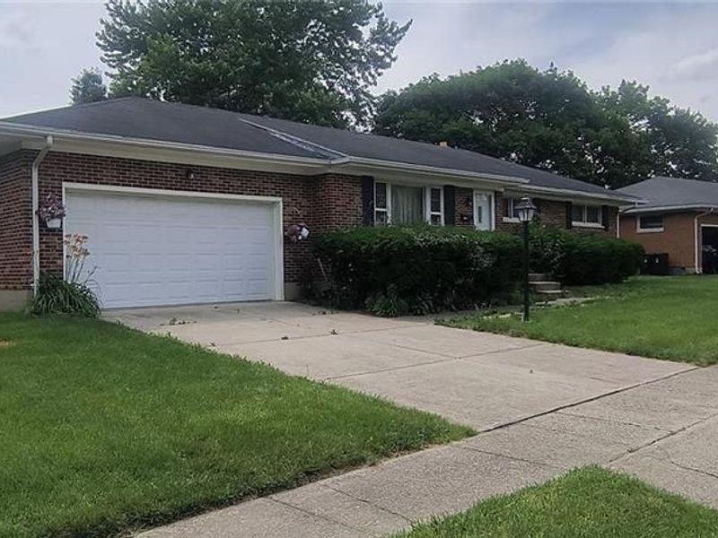 4709 Chippendale Drive, Moorefield Township, OH 45503 Photo 3