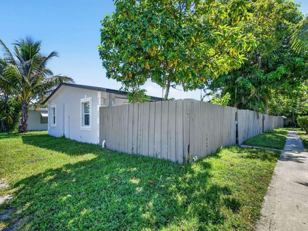 3382 Rudolf Road, Lake Worth, FL 33461