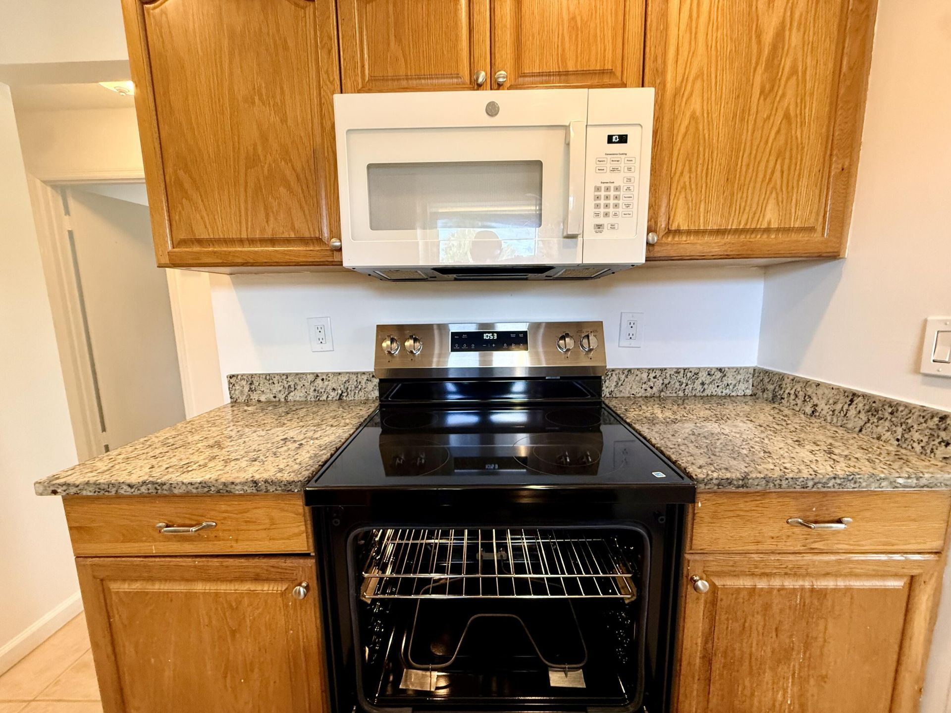 3362 SE Jefferson Street, Stuart, FL 34997 Photo