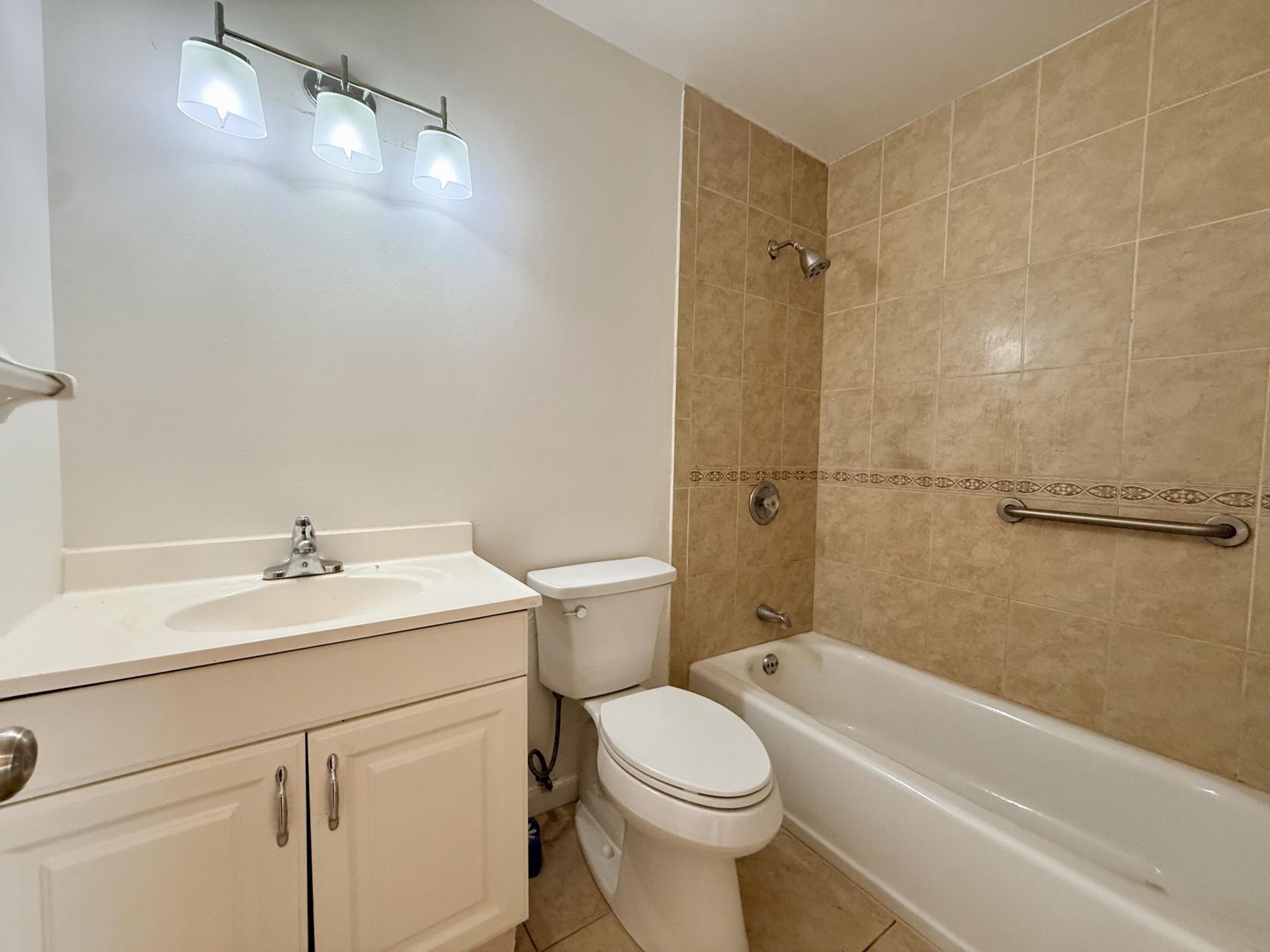 3362 SE Jefferson Street, Stuart, FL 34997 Photo