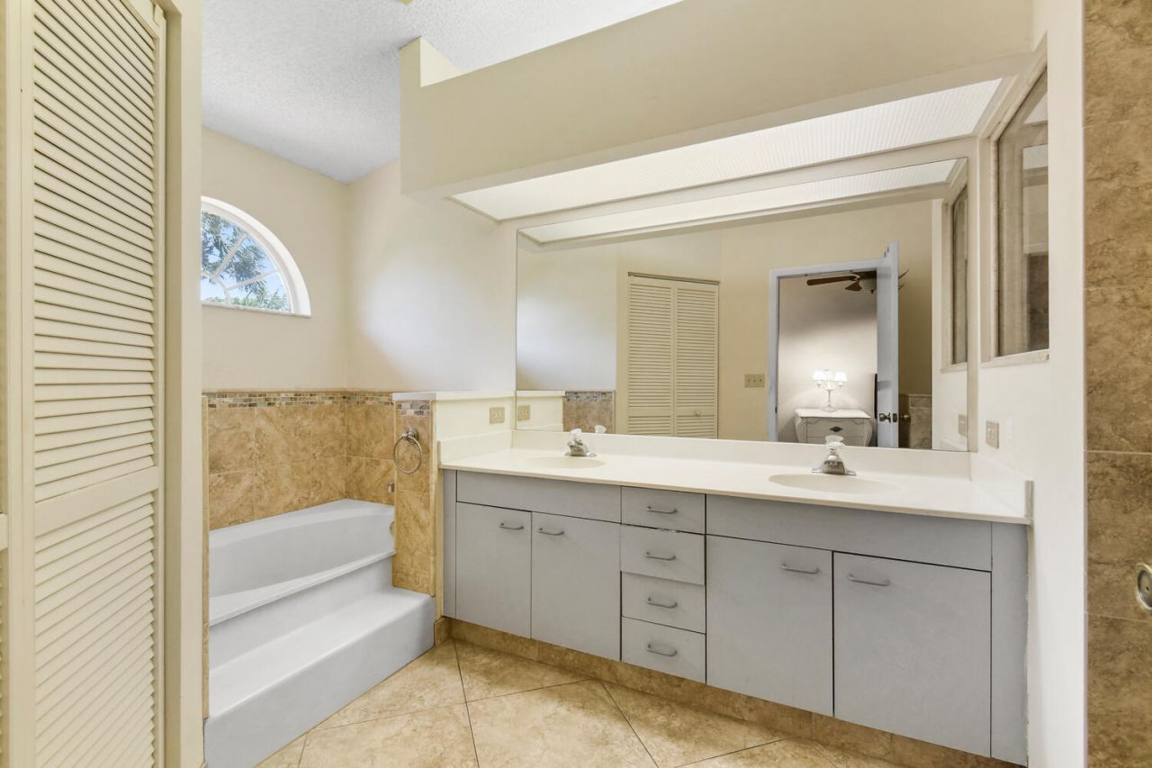 5266 Sapphire Valley, Boca Raton, FL 33486 Photo