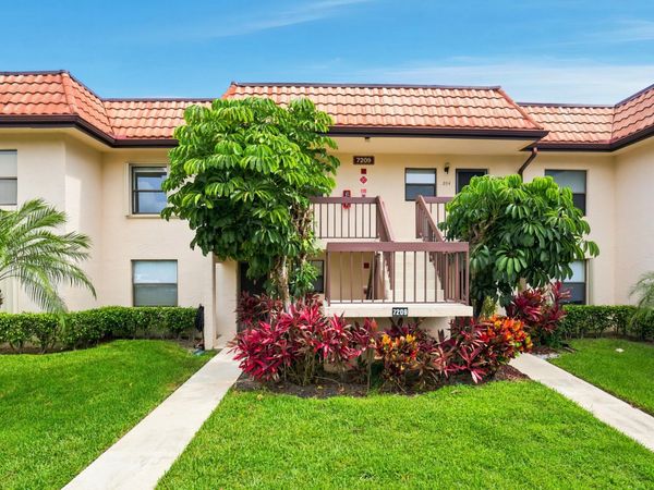 7209 Golf Colony Court, Greenacres, FL 33467